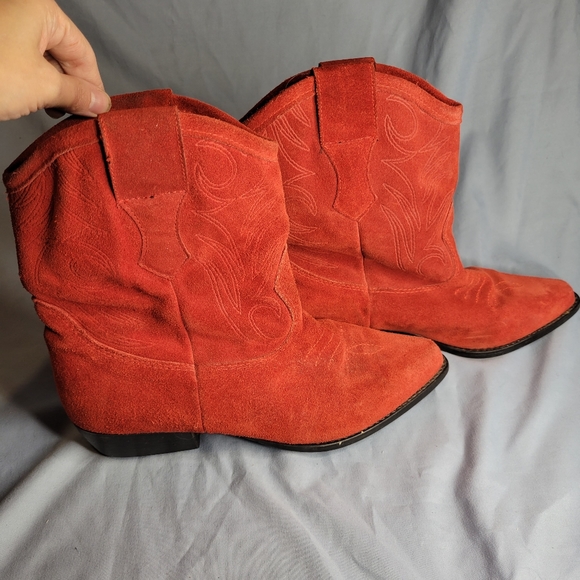 Women's Red suede Leather cowgirl boots - Picture 6 of 15